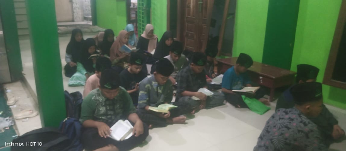 Program Tahfizh Alquran & Hadis Malam